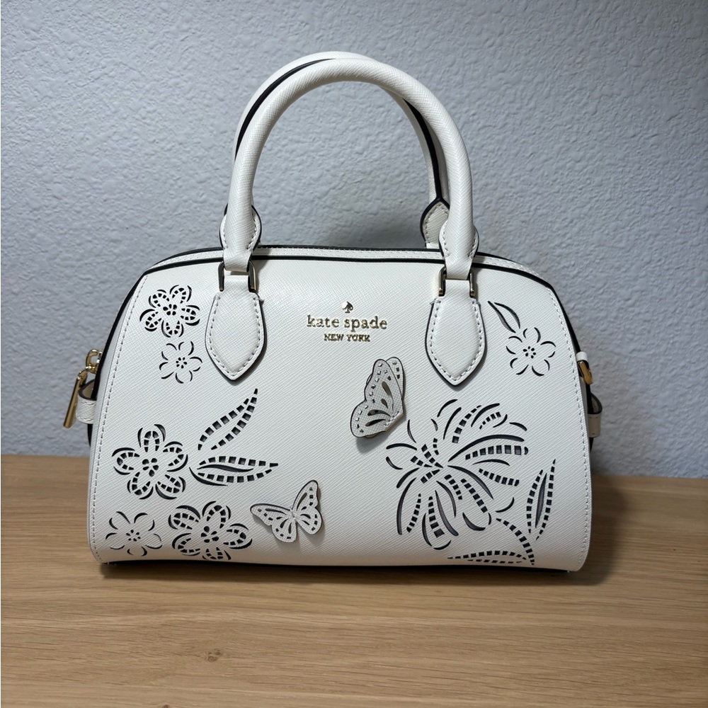 Kate Spade Madison Perforated Small Dolly Duffel crossbody handbag KL035 - Picture 2 of 15
